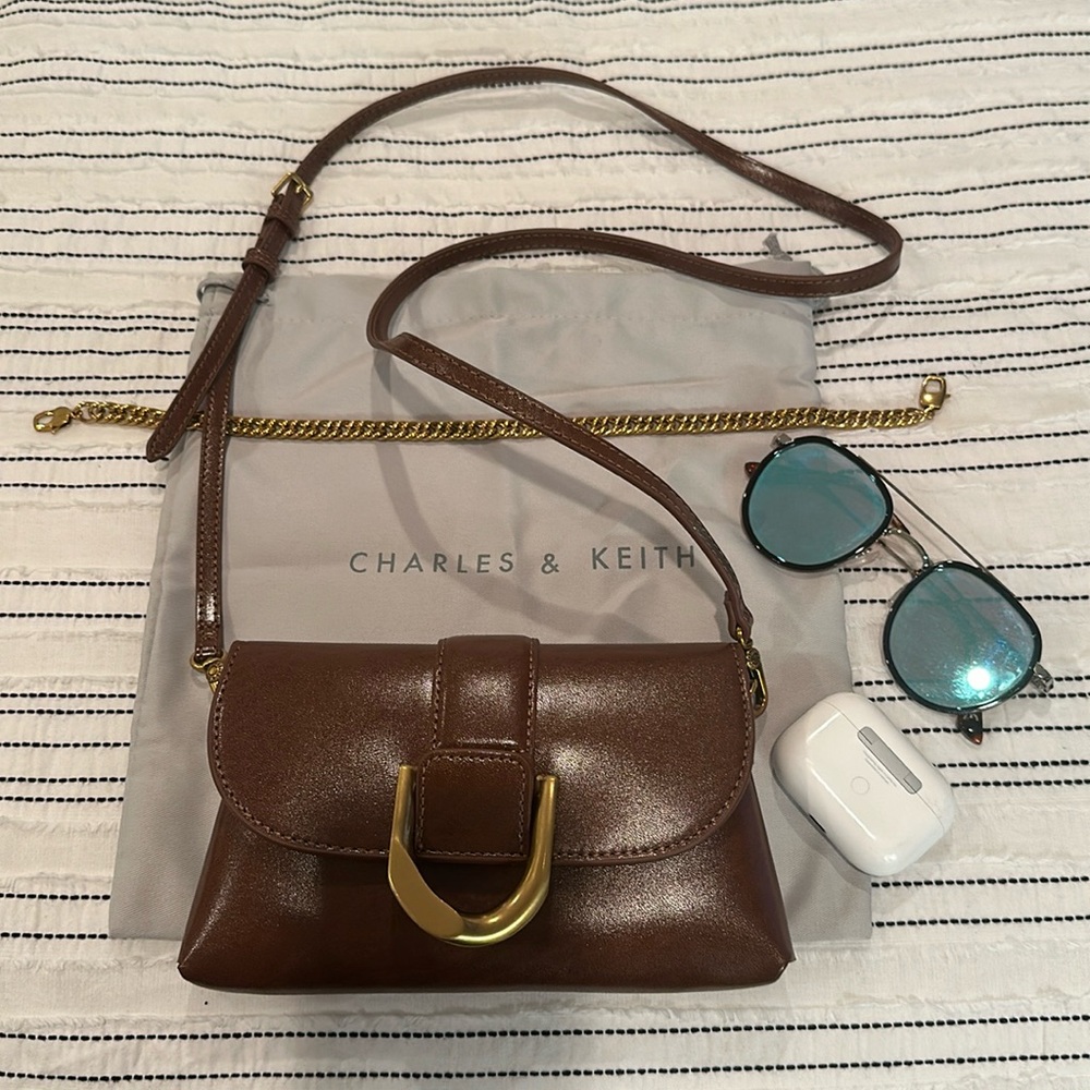 Multi-functional brown purse